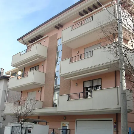 公寓 Elegante Rimini-ristorante Luciano-restaurant Luciano 里米尼